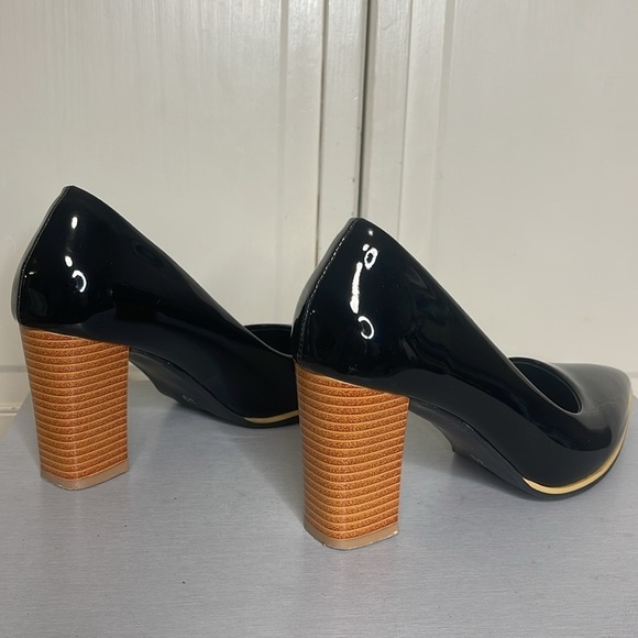 Ladies Fashion Black Patent Faux Leather Block Heel Shoes Pointed Sz 39/8.5 - Picture 5 of 11